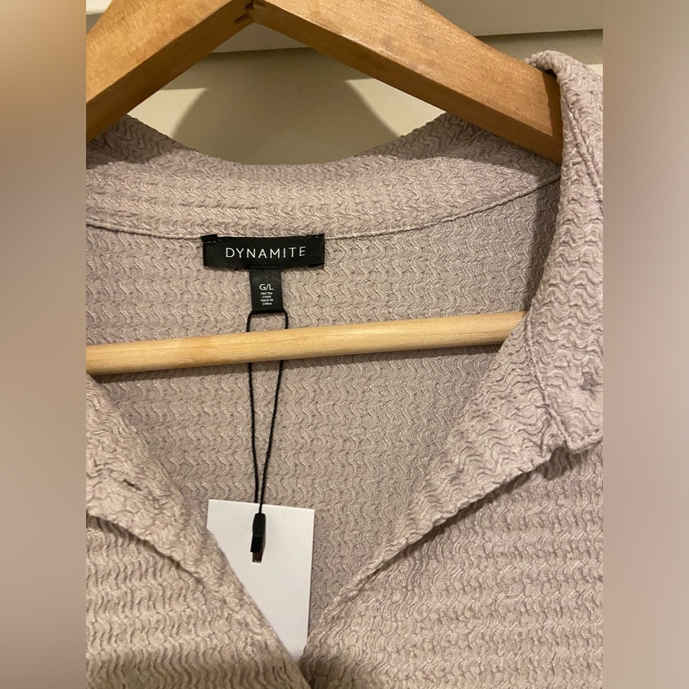 Dynamite Blouse - Picture 3 of 8